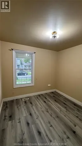 408 Elm Avenue Windsor ON N9A 5H1