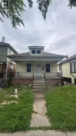 408 Elm Avenue Windsor ON N9A 5H1