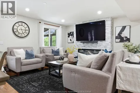 1074 King Louis Street Lakeshore ON N8L 0V5