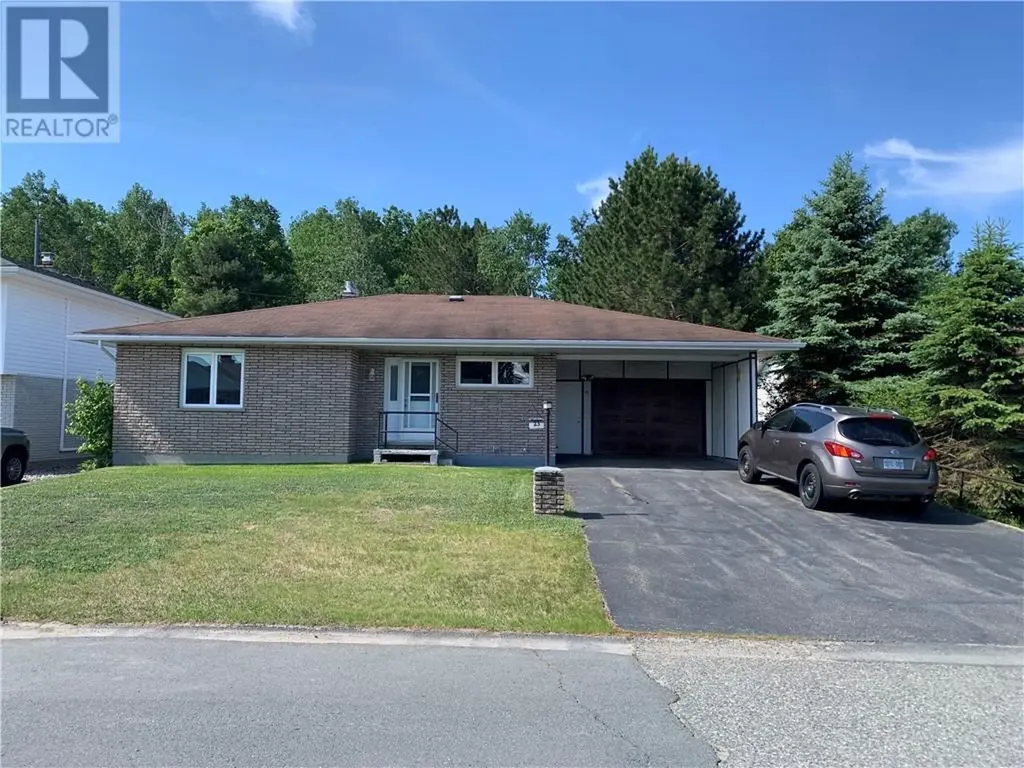 23 Balsam Crescent Capreol ON P0M 1H0
