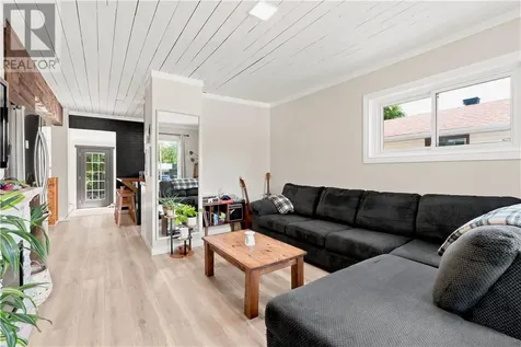 3488 Falconbridge Highway Garson ON P3L 1E5