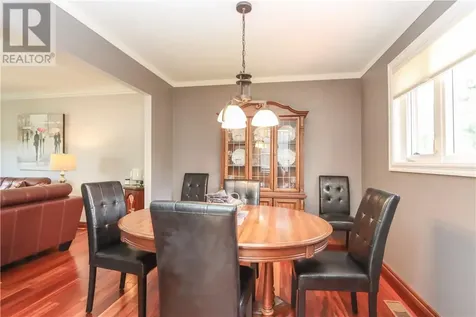 523 Eastern Avenue Lively ON P3Y 1M9