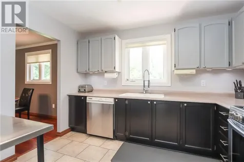 523 Eastern Avenue Lively ON P3Y 1M9