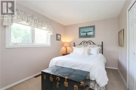 523 Eastern Avenue Lively ON P3Y 1M9