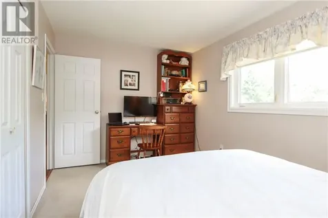 523 Eastern Avenue Lively ON P3Y 1M9
