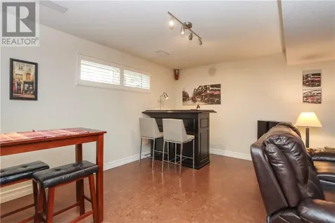 523 Eastern Avenue Lively ON P3Y 1M9