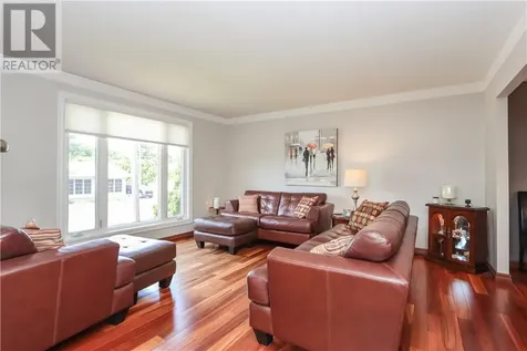 523 Eastern Avenue Lively ON P3Y 1M9