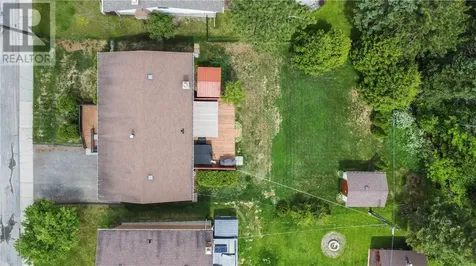 523 Eastern Avenue Lively ON P3Y 1M9