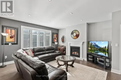 19 Waverley Road Clarington (bowmanville) ON L1C 1K8