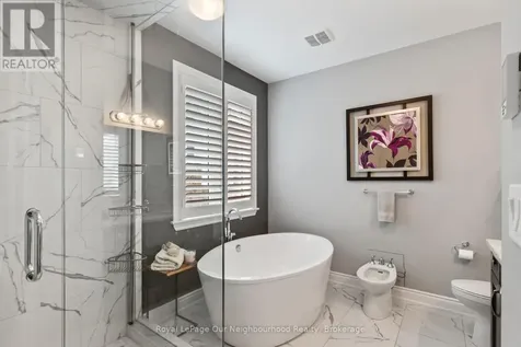 19 Waverley Road Clarington (bowmanville) ON L1C 1K8