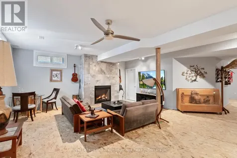 19 Waverley Road Clarington (bowmanville) ON L1C 1K8