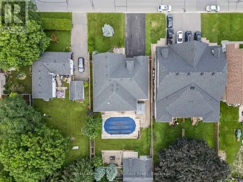 19 Waverley Road Clarington (bowmanville) ON L1C 1K8