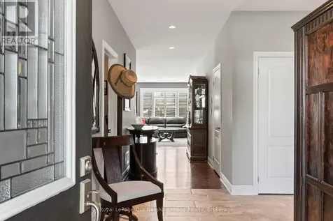 19 Waverley Road Clarington (bowmanville) ON L1C 1K8
