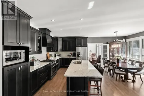 19 Waverley Road Clarington (bowmanville) ON L1C 1K8