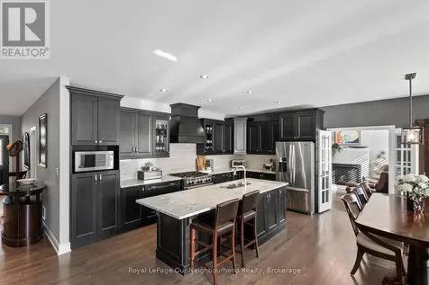 19 Waverley Road Clarington (bowmanville) ON L1C 1K8