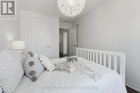22 Delight Way Whitby (brooklin) ON L1M 0E9