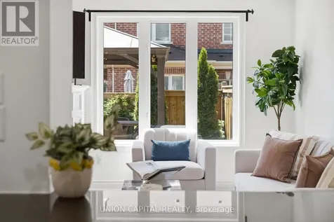 22 Delight Way Whitby (brooklin) ON L1M 0E9