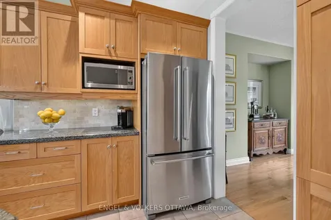 1599 Landel Drive Ottawa ON K2W 1C6