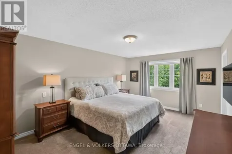 1599 Landel Drive Ottawa ON K2W 1C6