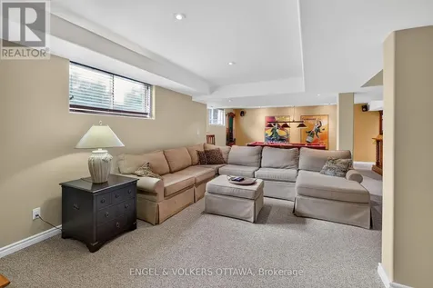 1599 Landel Drive Ottawa ON K2W 1C6