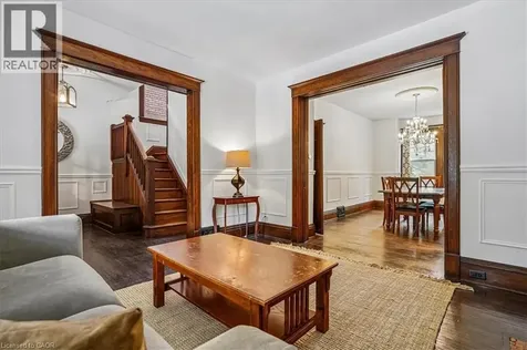 33 Saint Clair Avenue Hamilton ON L8M 2N4