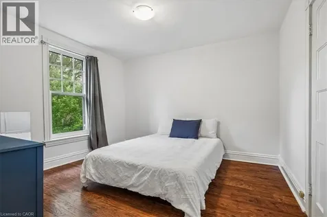 33 Saint Clair Avenue Hamilton ON L8M 2N4