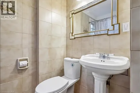 33 Saint Clair Avenue Hamilton ON L8M 2N4