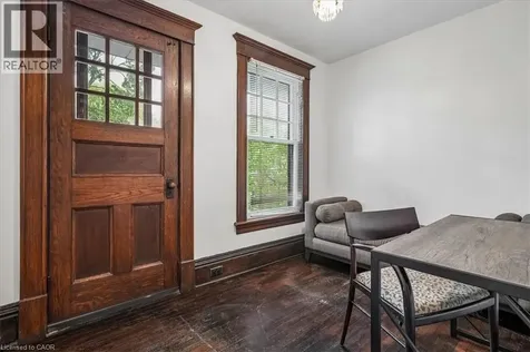 33 Saint Clair Avenue Hamilton ON L8M 2N4