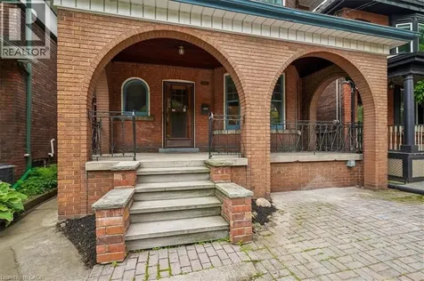 33 Saint Clair Avenue Hamilton ON L8M 2N4
