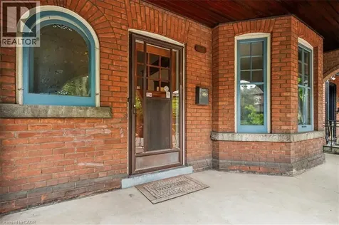 33 Saint Clair Avenue Hamilton ON L8M 2N4