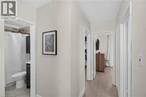 236 Hammersmith Court Burlington ON L7L 4N7