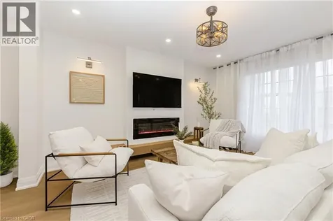 487 East 37th Street Hamilton ON L8V 4C1