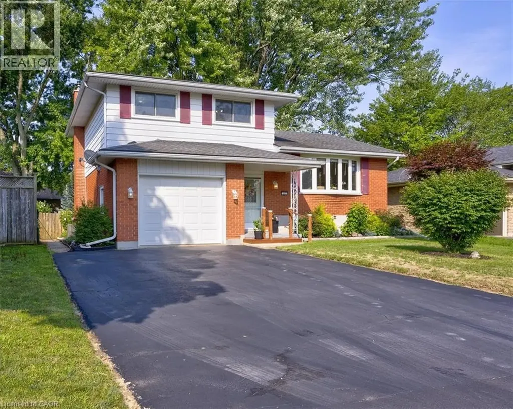 12 Miller Crescent Simcoe ON N3Y 4R1