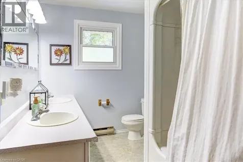 12 Miller Crescent Simcoe ON N3Y 4R1