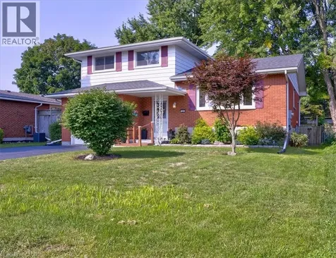 12 Miller Crescent Simcoe ON N3Y 4R1