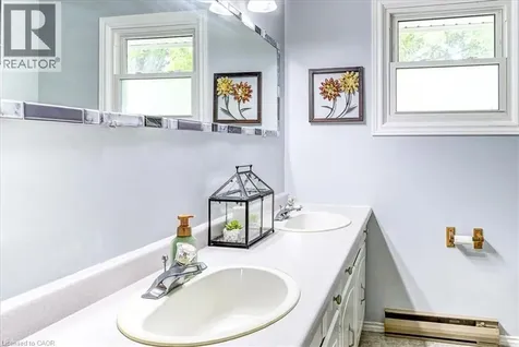 12 Miller Crescent Simcoe ON N3Y 4R1