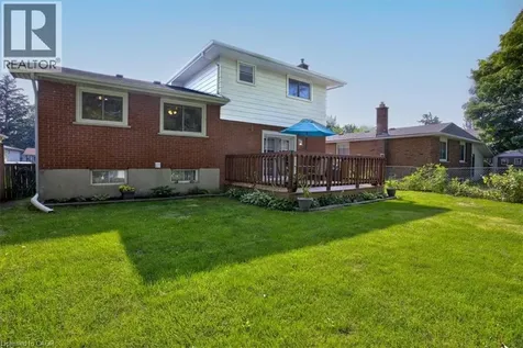 12 Miller Crescent Simcoe ON N3Y 4R1