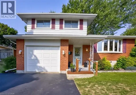 12 Miller Crescent Simcoe ON N3Y 4R1