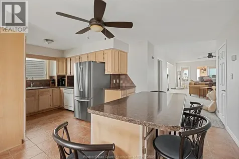 419 Lakeside Amherstburg ON N0R 1G0