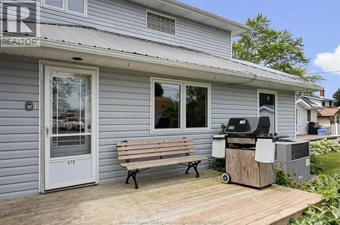 419 Lakeside Amherstburg ON N0R 1G0