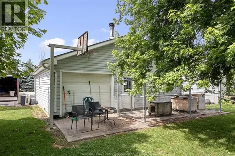 419 Lakeside Amherstburg ON N0R 1G0
