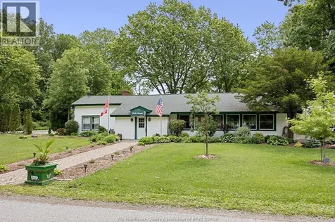 419 Lakeside Amherstburg ON N0R 1G0