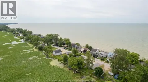 419 Lakeside Amherstburg ON N0R 1G0