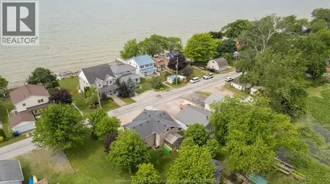 419 Lakeside Amherstburg ON N0R 1G0