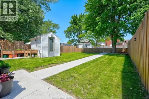 8 St. Clair Street Tilbury ON N0P 2L0