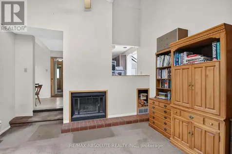 32 Sage Crescent Ottawa ON K2J 1T4
