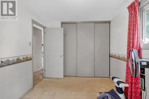 32 Sage Crescent Ottawa ON K2J 1T4