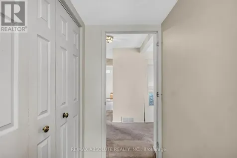 32 Sage Crescent Ottawa ON K2J 1T4