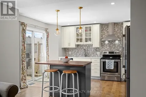 73 Deerfox Drive Ottawa ON K2J 4V1