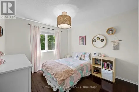 73 Deerfox Drive Ottawa ON K2J 4V1